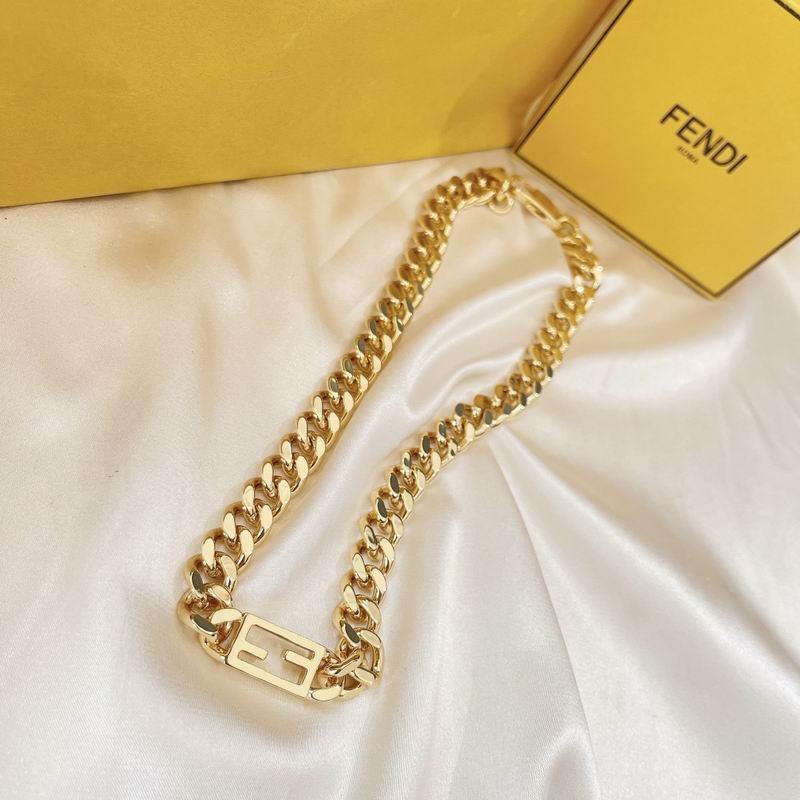 Fendi necklace 03lyr17